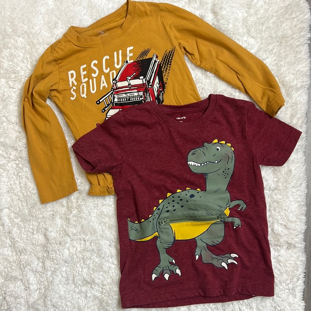 One gold longsleeve graphic T long sleeved, one maroon graphic T short sleeved